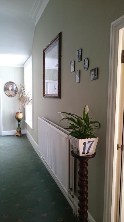 לינה וארוחת בוקר איסטבורן 17 Wilmington Square מראה חיצוני תמונה